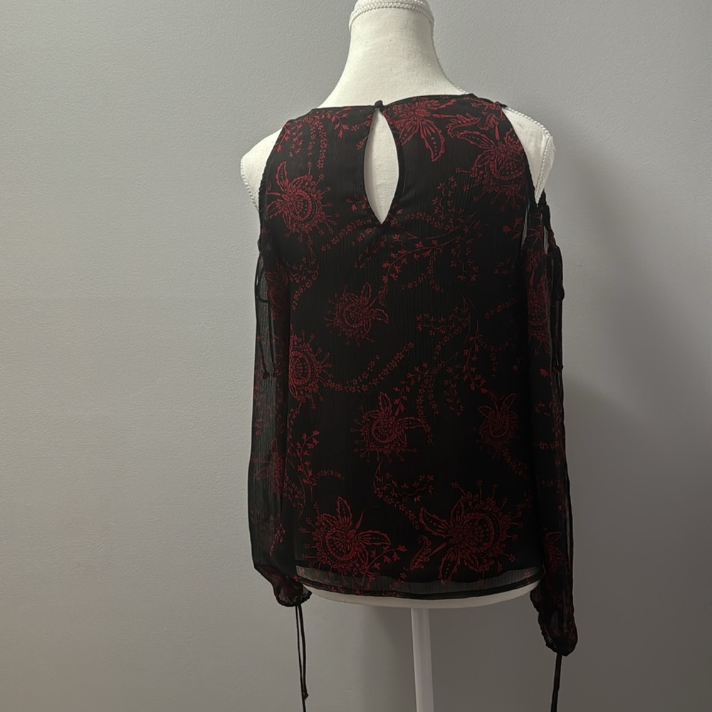 Express Woman’s Cold Shoulder Blouse - image 4